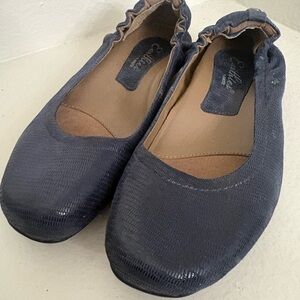 Lucky Brand Tolo Navy Leather Ballet Flats Women’s Size 7B